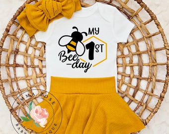 First bee day outfit girl, bumble bee first birthday outfit, mustard yellow skirt, skirted bummies, first bee day shirt, bee 1st birthday