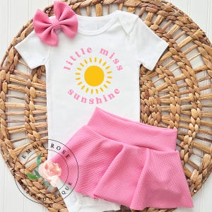 Sunshine birthday outfit girl, pink and yellow sun shirt, little miss sunshine outfit, sun first birthday outfit, pink skirted bummies skort