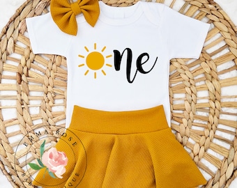 Sun first birthday outfit, one sun 1st birthday shirt, first trip around the sun, golden yellow skirt, skirted bummies, sunshine birthday