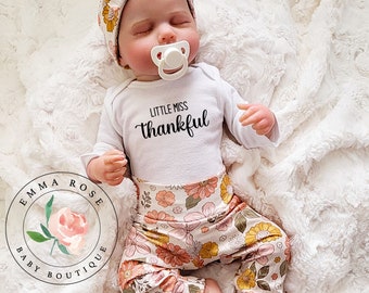 Newborn thanksgiving outfit, fall coming home outfit, first thanksgiving, newborn girl outfit, Fall floral baby leggings, fall baby clothes