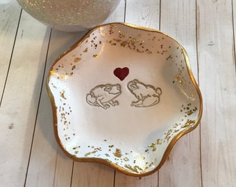 Frog Ring Dish, Gifts For Frog Lovers, Frog Dish, Frog Decor, Frog, Gifts For Couples, Gifts For Bride, Gifts For Her, Frog Decor, Frog Gift