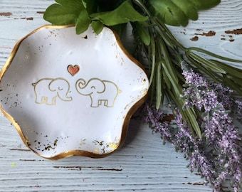 Elephant Ring Dish, Elephant Gifts, Elephant Love Gift, Elephant Catchall, Elephant Dish, Gift For Couples, Gift For Bride, Elephant Decor