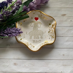 Giraffe Ring Dish, Giraffe Gifts, Giraffe, Giraffe Decor, Giraffes, Gift For Her, Engagement Gift, Jewelry Dish, Wedding Gift, Anniversary