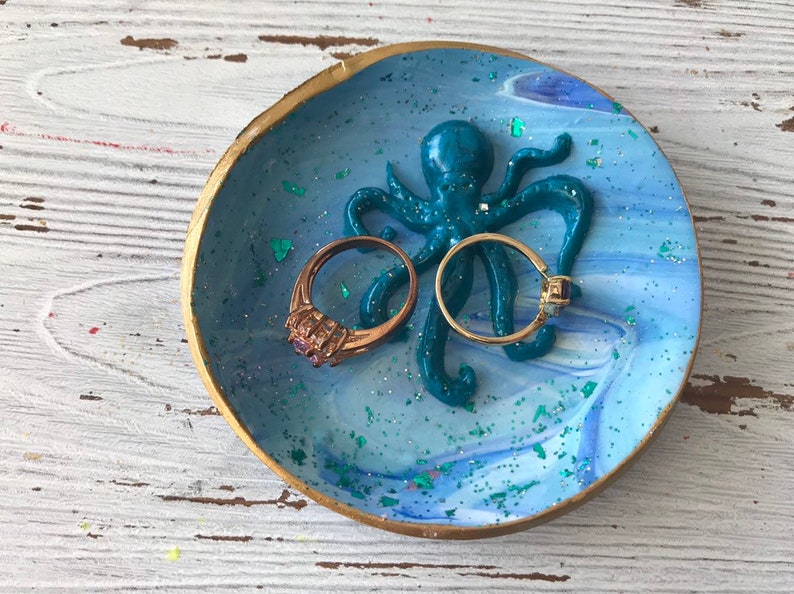 Octopus Ring Dish, Octopus Home Decor, Octopus Jewelry Dish, Gift for Him, Gift for Her, Gift for Teens, Bridesmaids Gifts, Beach Trinket image 4