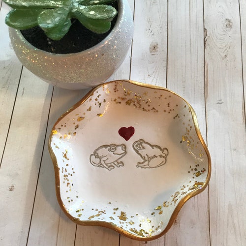 Frog Ring Dish: Handmade Polymer Clay Trinket Holder
