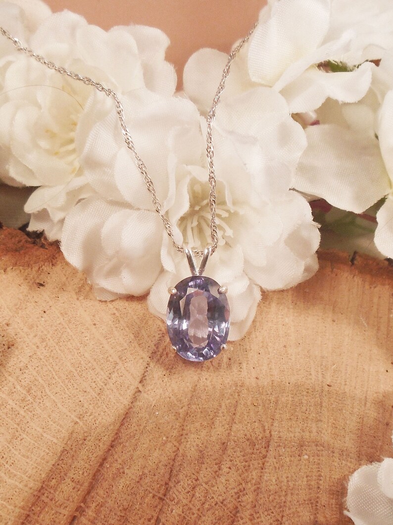 Sterling Silver Natural Sapphire Hand Cut Necklace June Birthstone Purple to Teal Green Color Change 8.60 Ct 13.01 x 9.64 mm Sapphire