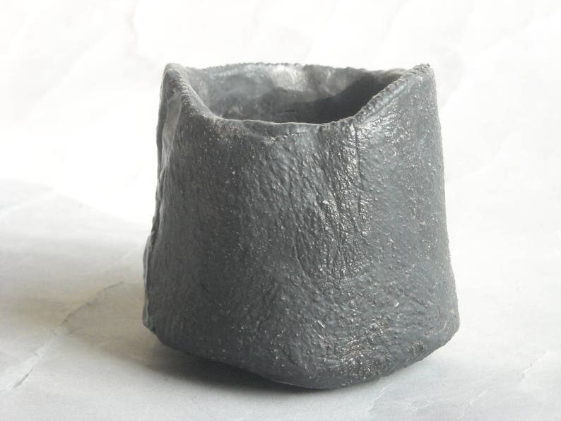 Tee cup yunomi guinomi chawan wabi-sabi