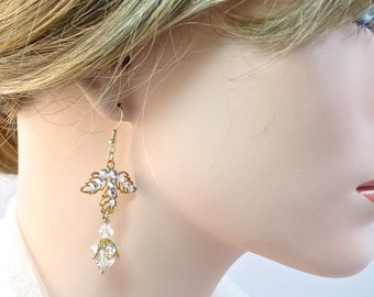 Gold wedding earrings, brides earrings, wedding crystal earrings, drop wedding earrings, dangle earrings, bridesmaid earrings Style 129