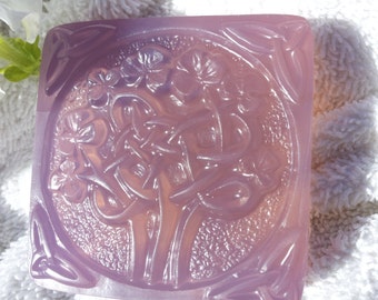 Dragon's Blood fragrance shown in The Celtic Forest bar, Set of 4.
