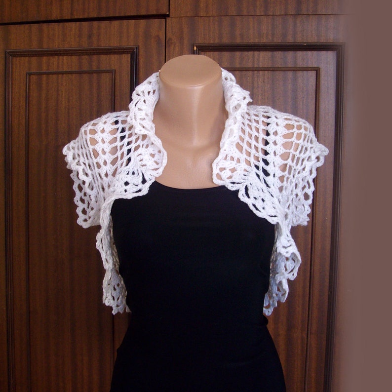 White Crochet Shrug Sleeveless Jacket Wedding Bolero Jacket Lace Shrug