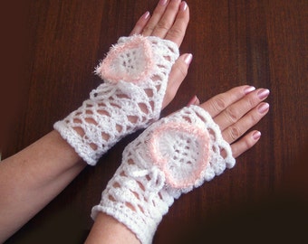 White Crochet Fingerless Gloves/Mittens With Pink Applique-Retro ,  Romantic and Feminine,White Gloves ,Women Accessory