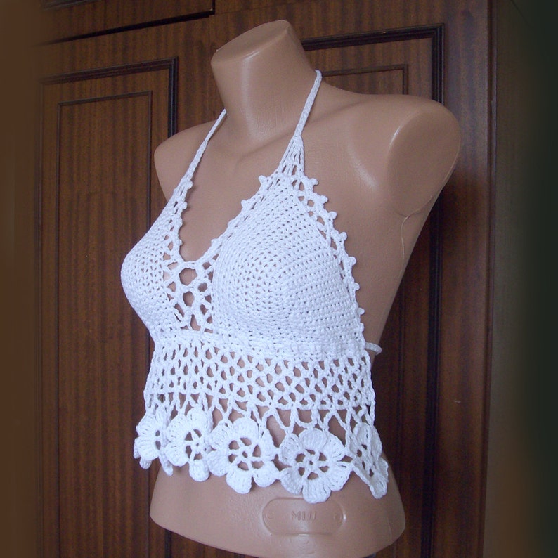 White Crochet Crop Top With Flower Hem , Lace Backless Bralette ...