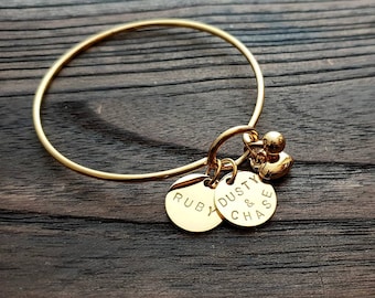 Personalised Hand Stamped Bangle with or without Heart Charm, Personalised Disc, Choose how many Disc Charms you want, Personalized Gift