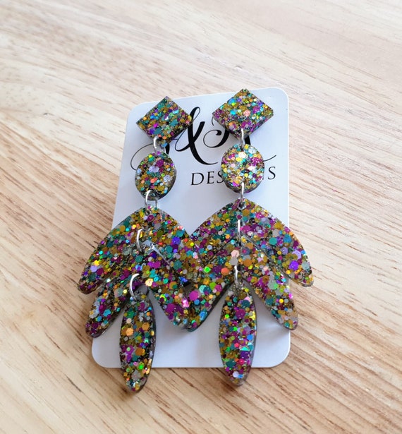 Stainless Steel Gold IP Plated Leaves Dangle Earrings Stainless Steel Gold IP Plated Leaves Dangle Earrings