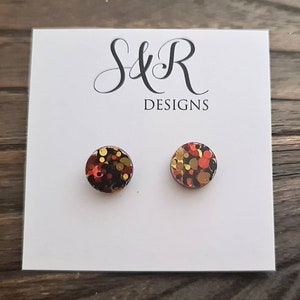 Circle Dot Resin Autumn Stud Earrings, Orange Gold Black Glitter Earrings, Stainless Steel Minimalis Studs. 15mm, 12mm, 10mm or 8mm