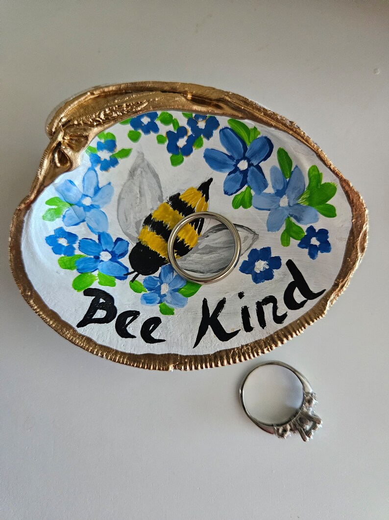 Hand-Painted Shell, Kindness Word Art, Bee Kind, Painted Seashell, Bumble Bee Art, Trinket Dish, Clam Shell Decor, Ring Dish, Sally Crisp image 6