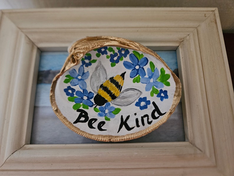 Hand-Painted Shell, Kindness Word Art, Bee Kind, Painted Seashell, Bumble Bee Art, Trinket Dish, Clam Shell Decor, Ring Dish, Sally Crisp image 3