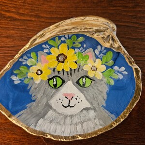 Hand-painted Shell, Artwork on Seashell, Gray Cat With Floral Wreath ...