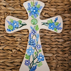 Croix florale en bois pour mur, Croix peinte décorative, Décoration spirituelle, Cadeau de baptême, Décoration de croix, Cadeau de première communion, Sally Crisp image 7