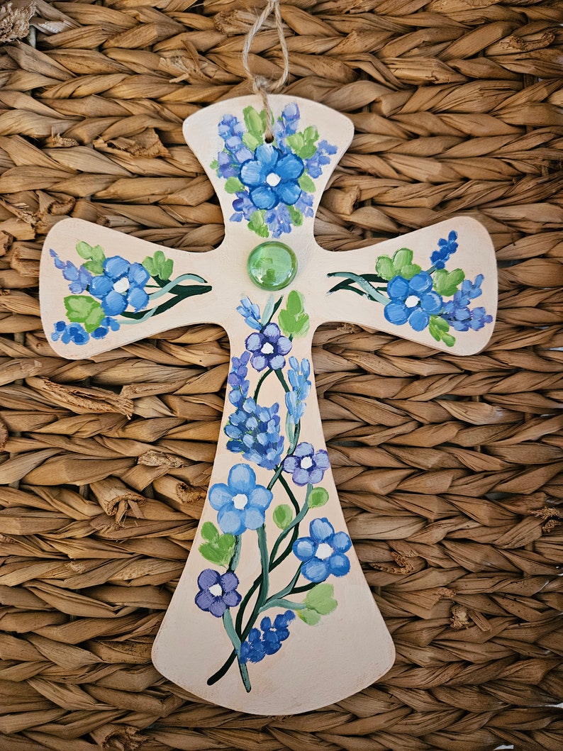 Croix florale en bois pour mur, Croix peinte décorative, Décoration spirituelle, Cadeau de baptême, Décoration de croix, Cadeau de première communion, Sally Crisp image 7