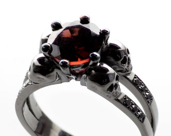 Bague Tête de Mort Gothique - LILITH - Or Noir avec Pierre Rouge Sang et Diamants Noirs