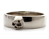 AMUN - Plain Wide Skull Ring - All Sizes