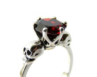 Bague tête de mort grenat rouge sang WANDA, cadeau Saint Valentin, fiançailles Goth, Memento Mori, bague femme