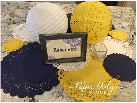 Doilies on Aqua Doilies on Aqua