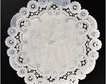100 - 10" White FRENCH LACE Paper Doilies || White Paper Lace Doily