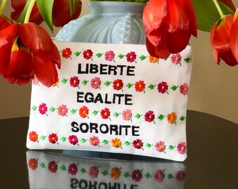 Kit de broderie - Pochette Sororité