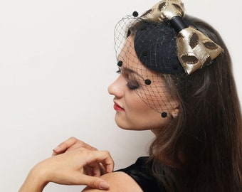 Black Pillbox Hat With Bow Detail - Black Fascinator - Black  display picture 2