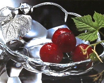 Nature's Harvest Fruit Bowl by Studio Nova in Box, Small Glass Bowl, Vintage Trinket Dish, Nuts Dish, Grape Cluster Transparent Glass Bowl