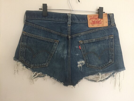 Vintage Levis 501 Thrashed Jean Shorts - image 3