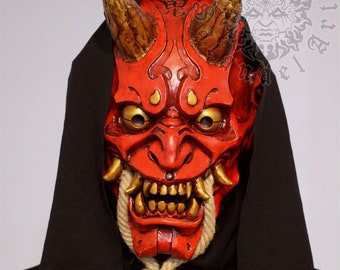 Máscara roja japonesa hannya Oni