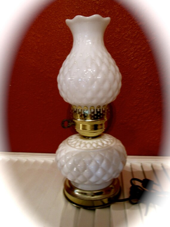 Items similar to Beautiful Vintage Milk Glass Lamp on Etsy