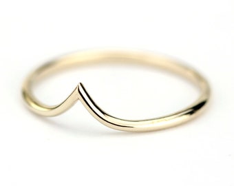 Curved wedding ring, V wedding ring, gold wedding ring , stacking wedding band, curved gold band, stacking ring, minimalist wedding band
