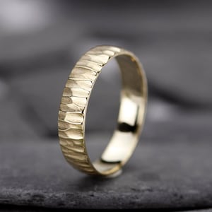 wedding band, gold wedding band, Wedding Band Ring, Mens Wedding ring, 18k Wedding Band,rustic wedding band, Organic 18k Gold Wedding Ring