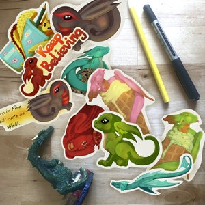 10 Cute Dragon Glossy or Matte Stickers / 3 sizes available