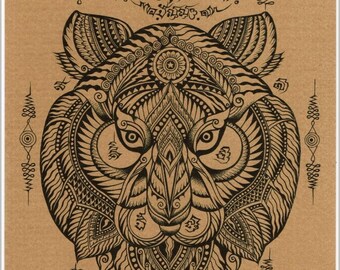 Arte tradicional tailandesa de um Talismã (Rosto de Tigre) impressa em papel sépia.