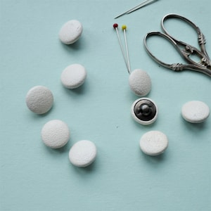 9 Small White Leather BUTTONS // 1980s VINTAGE Shank  Design - 2.6cm diameter (D3)