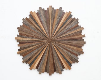 Starburst wood wall art, made with old reclaimed barnwood, Different Sizes Available. Large wall art, wood wall sculpture