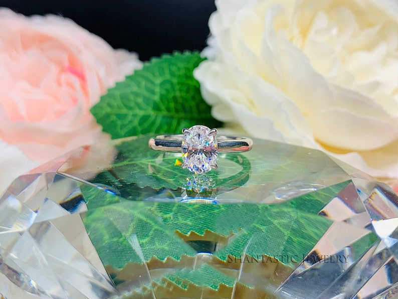 Total Item weight 8.5 g. Ring Size 6.5 Alloy Cubic Zirconia Wedding Set Women Ring Total Item weight 8.5 g. Ring Size 6.5 Alloy Cubic Zirconia Wedding Set Women Ring