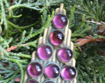 SALE! Art Deco Fur Clip - Purple Glass Grapes, Gold Tone, Dress/Fur, Art Deco, Great Gift - Antique-  Rare, Fabulous!