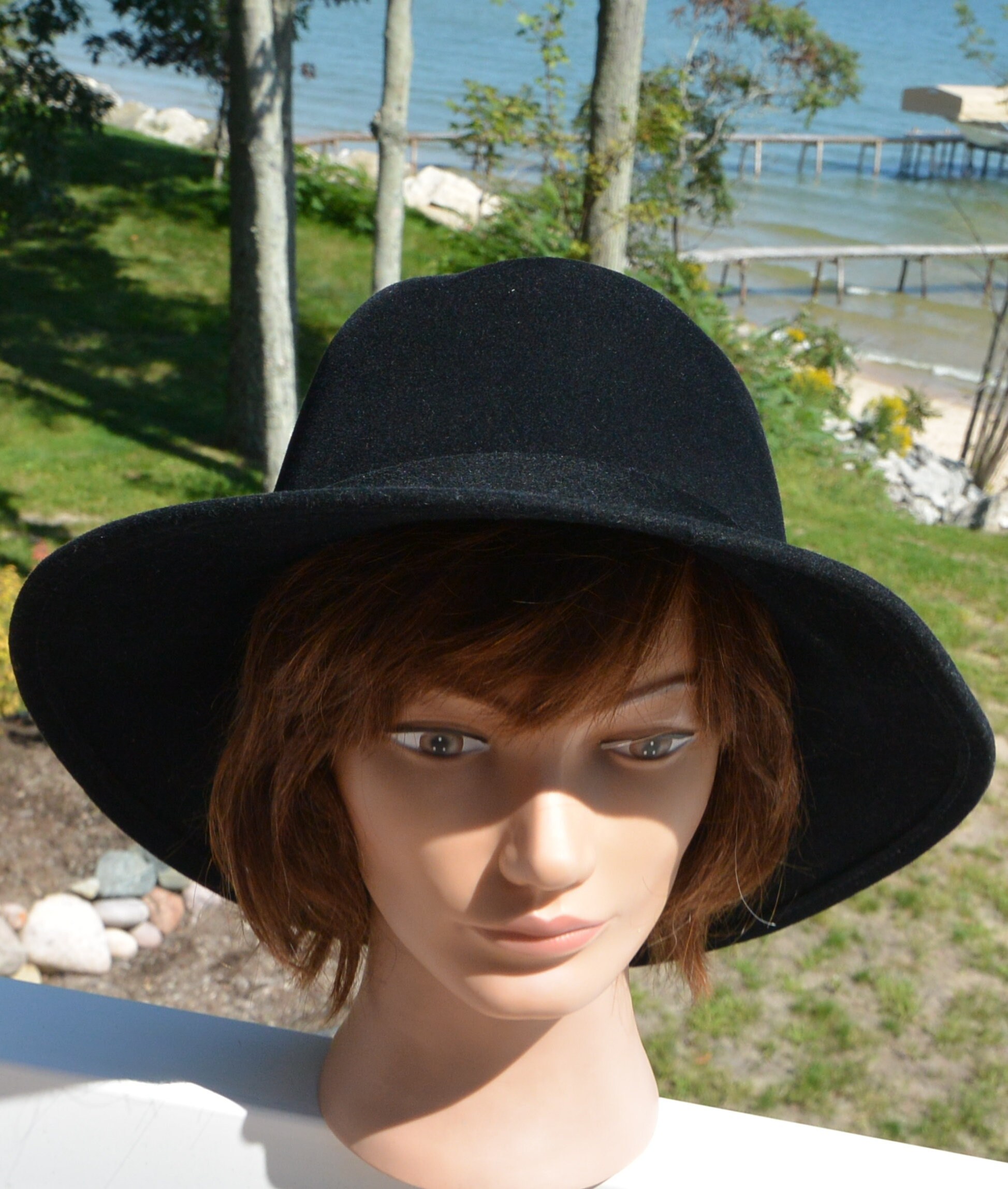 Frank Olive Black Felt Wool Hat - Neiman Marcus Designer  display picture 1