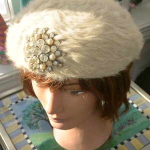 Vintage Brooch Fur - Etsy display picture 1