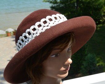Eric Javits/lily J. - Black Lady display picture 1