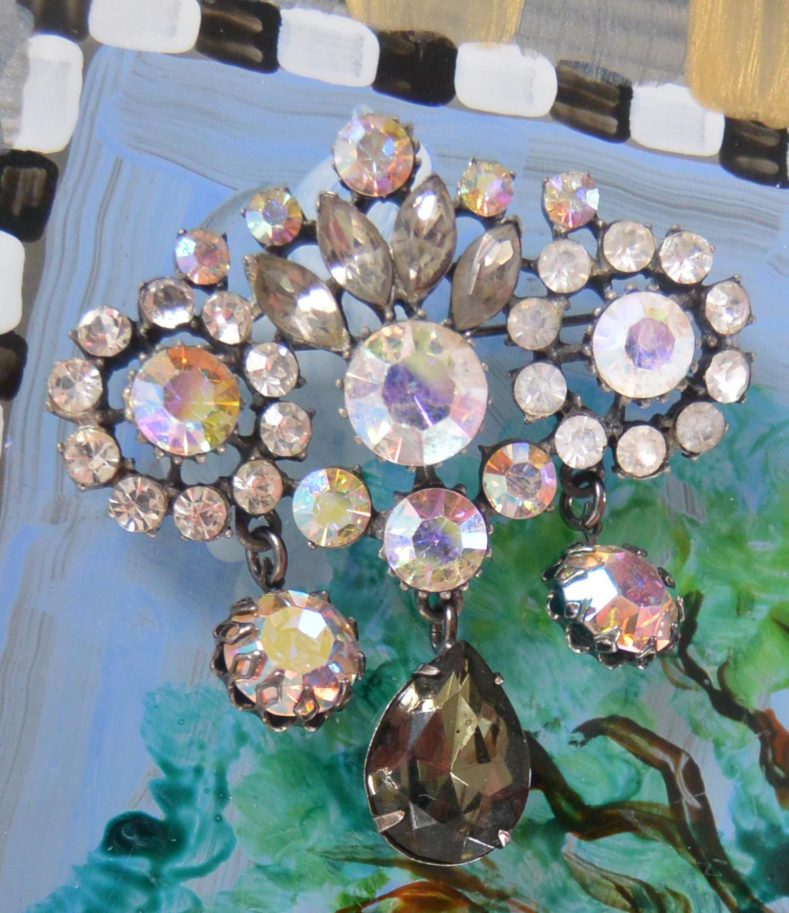 Schreiner New York Brooch - Etsy Canada