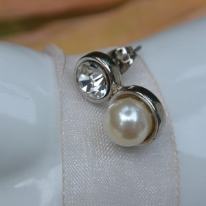 SALE! Butler & Wilson Earrings  - Signed, Pearls, Sparkling Crystals, Great Gift --Vintage-  Rare, Fabulous!