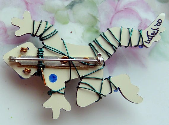 Liztech Brooch - UNUSED - Signed,  3D Jeweled Frog, Hand Crafted  US,, Retro Glass, Vintage, Retired, SALE! View 5