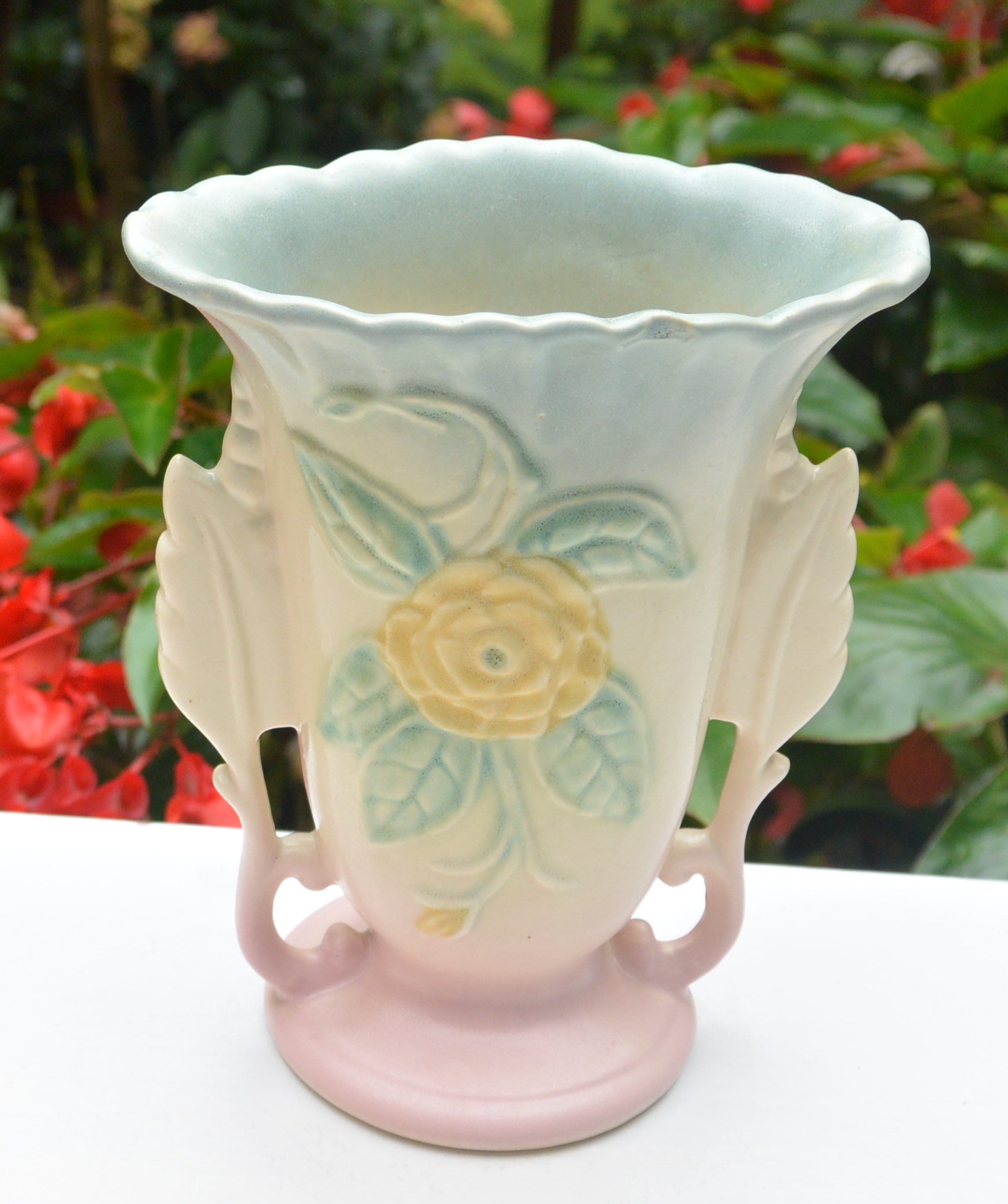 Hull Camelia Vase #138: Two-sided Floral Pottery With Leaf Handles